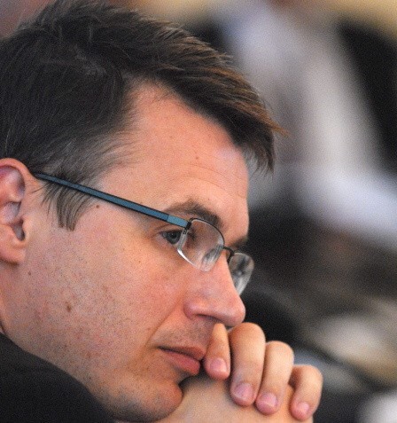 Janusz Kubicki zastanawia się, czy ogłosić przetarg na transmisje z sesji miejskiej rady