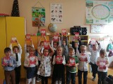 Święto Niepodległości. Dzieci malowały i kolorowały godło Polski (ZDJĘCIA)