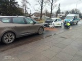 Wypadek na Polesiu. Czołowe zderzenie samochodu osobowego i taksówki. Kto kierował taksówką?