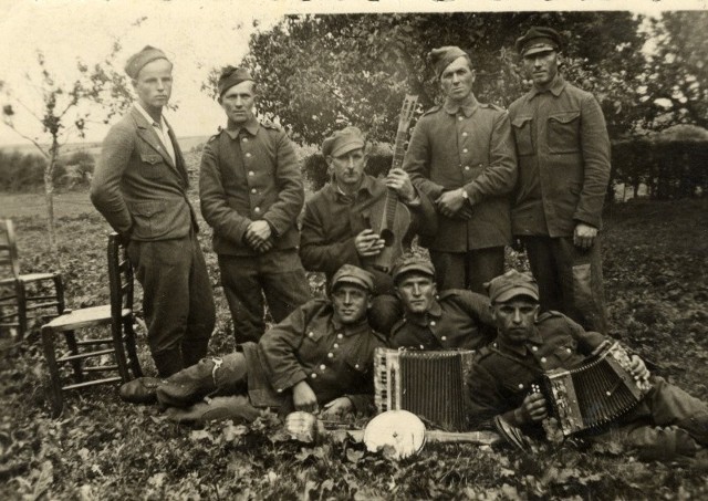 Żołnierze oddziału podporucznika Zygmunta Borostowskiego „Bory”, którzy przybyli w czerwcu 1945 r. z Rzeszowszczyzny do powiatu krotoszyńskiego.