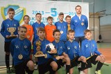 Młodzi piłkarze z Krynicy najlepsi na turnieju w Proszowicach