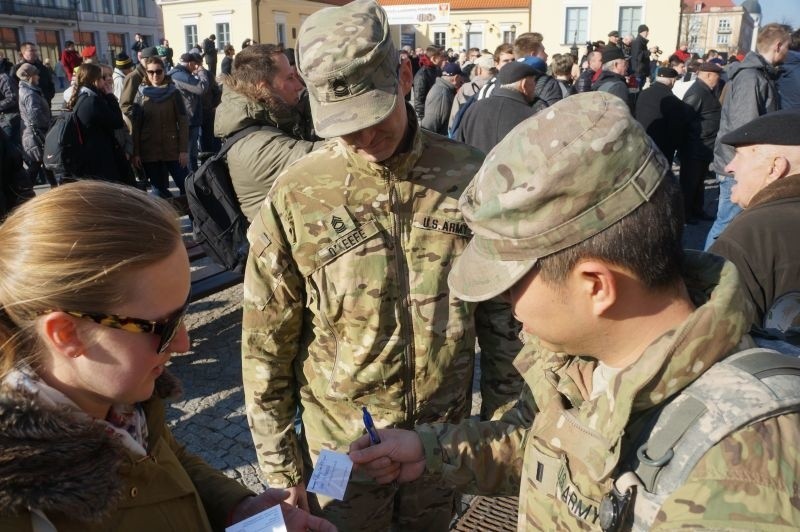 Rynek Kościuszki. Przyjechała US Army