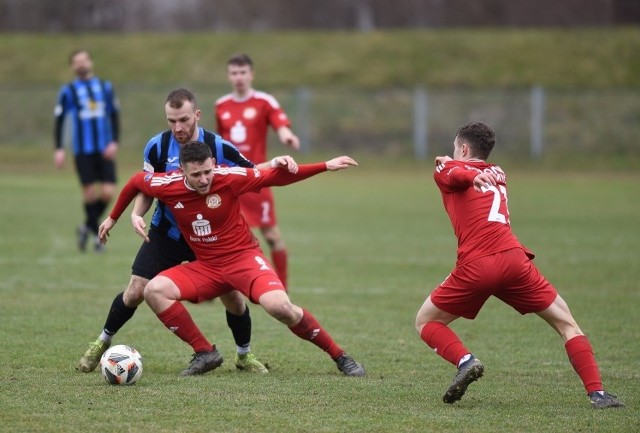 Derby Polonii Przemyśl z JKS-em Jarosław na remis.