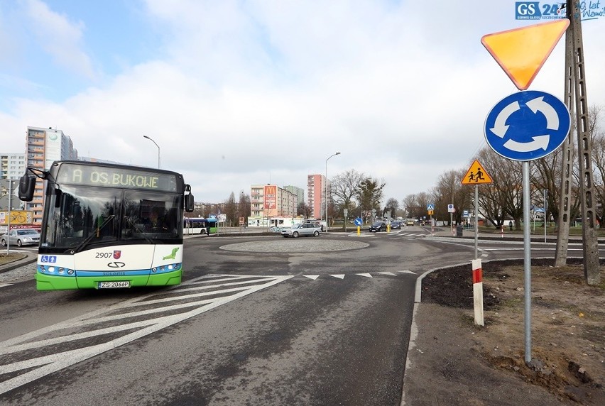 Nowe rondo przy ul. Łubinowej już otwarte [zdjęcia] 