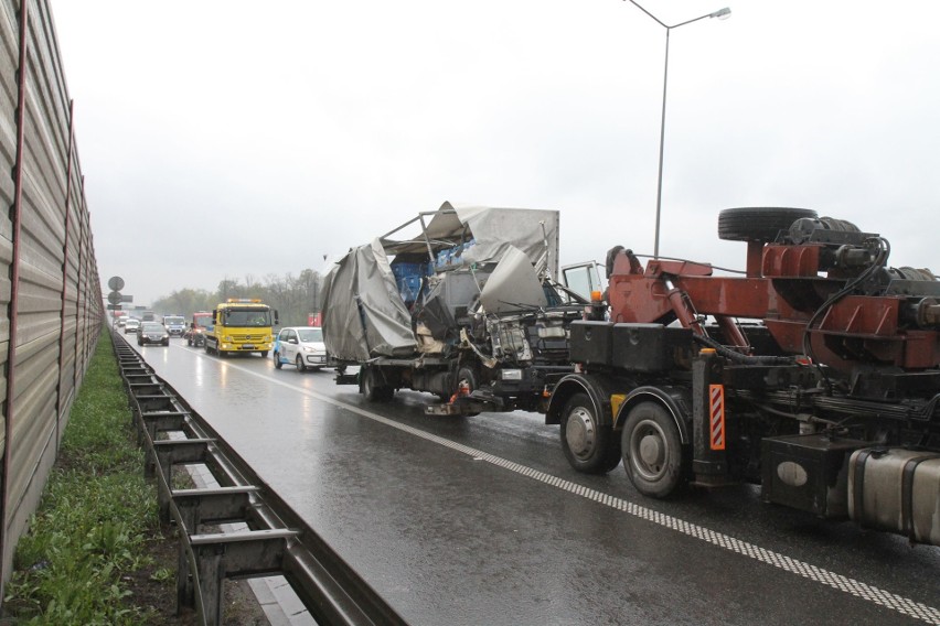 Wypadek na A4 pod Wrocławiem i duże korki