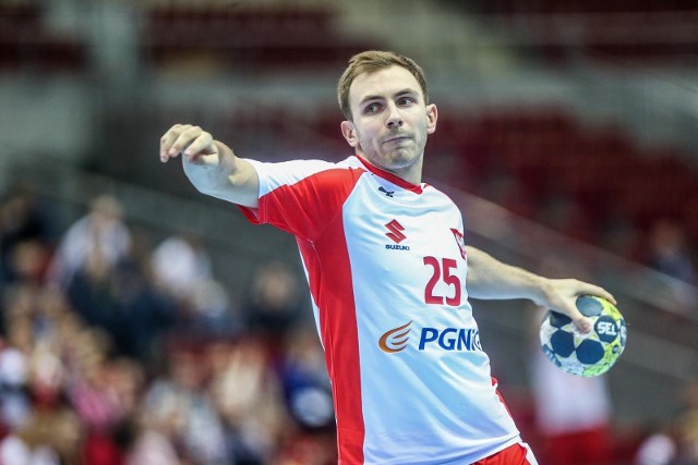 28.12.2017 gdansk. hala ergo arena. european cup: 4 nations cup 2017. mecz: polska - bajhrajn nz arkadiusz moryto - 25     fot. karolina misztal / polska press/dziennik baltycki