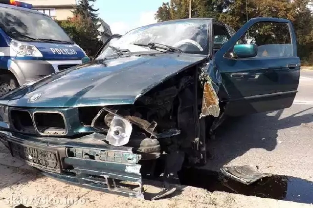 Kierowca BMW po pijanemu doprowadził do zderzenia i próbował uciec z miejsca zdarzenia