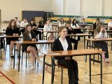 Egzamin ósmoklasisty z języka obcego w szkole numer 15 w Radomiu [ZDJĘCIA]