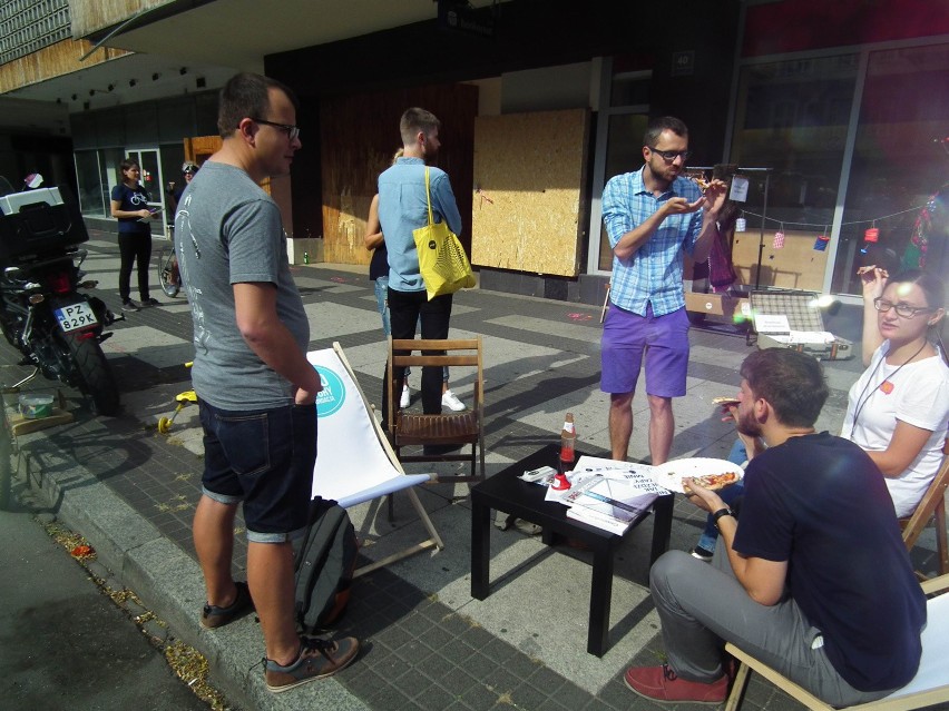 Tak wyglądał "Park(ing) Day" przed rokiem.