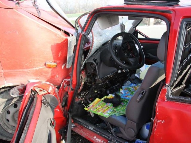 Na obwodnicy Opola we wtorek rano zderzyly sie trzy samochody.