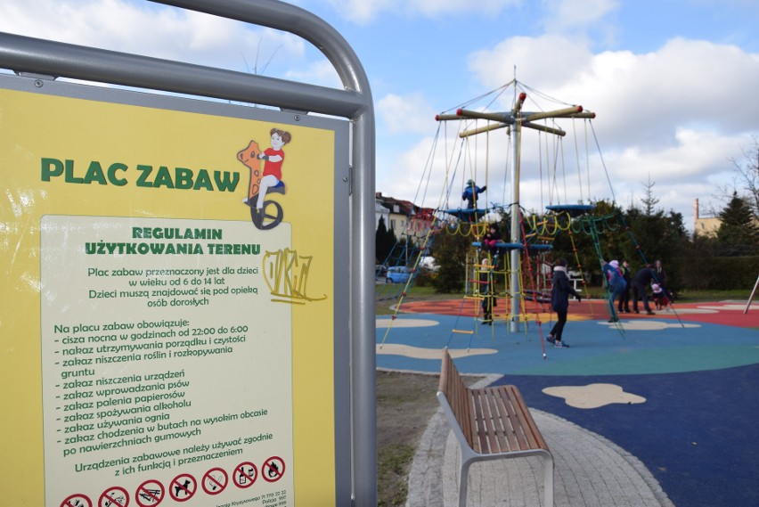 Dziś o godzinie 11.00 uroczyście otwarto Park Jedności na...