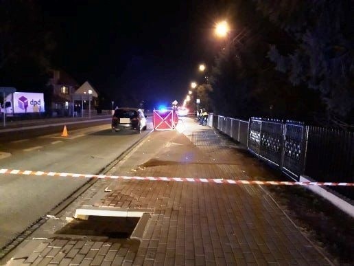 Wypadek w Rzekuniu: zginął rowerzysta. W Nowej Wsi dachował bus