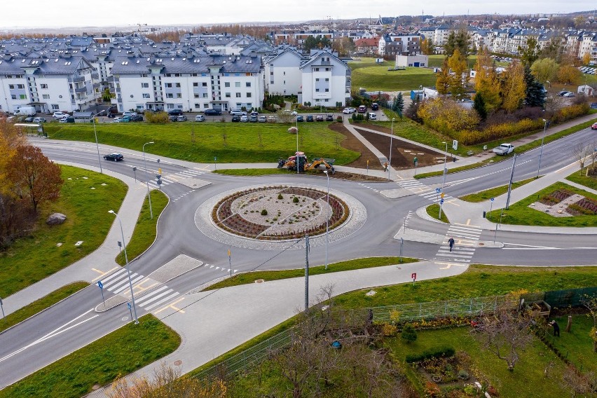 "Pokazanie tej nazwy w przestrzeni publicznej ma wyrażać...