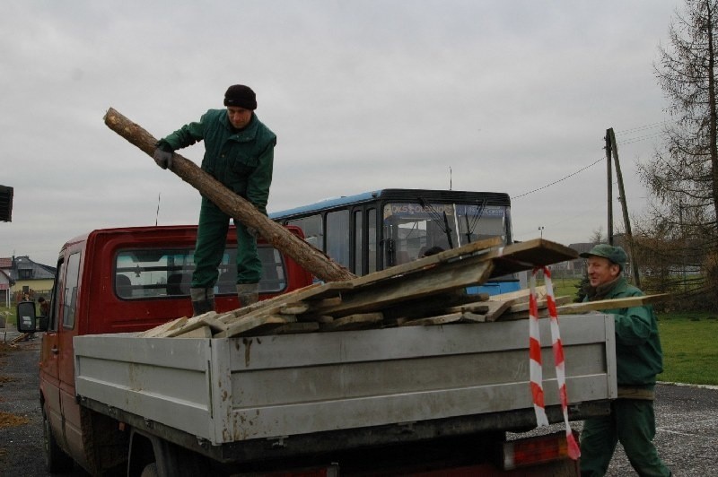 Budowę basenu rozpoczął jednak już nowy burmistrz Sylwester...