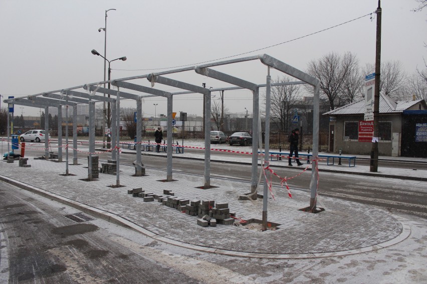 Chrzanów. Niekończący się remont dworca autobusowego