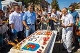 Cukiernia "Koch" świętuje swoje 50-lecie w Szczecinie. Tort i świetna zabawa na Placu Lotników