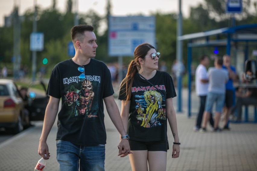 Kraków. Fani przed koncertem Iron Maiden w Tauron Arenie [ZDJĘCIA]