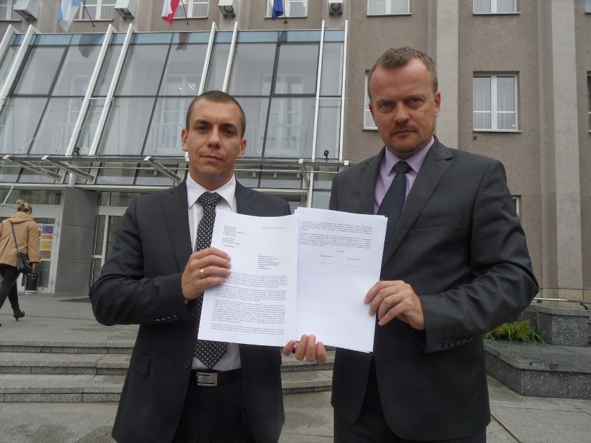 Sosnowiec: Lewica i PO donoszą do GIODO ws. zbierania podpisów pod referendum [ZDJĘCIA]