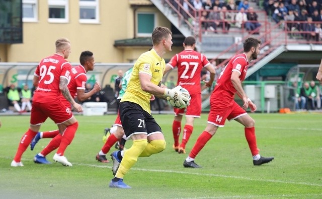 W Widzewie błoga cisza, jakby klub odpoczywał po świętowaniu wielkiego sukcesu. Tymczasem nadal nie wiadomo kto dopuścił do sportowego blamażu i ile to kosztowało!ZOBACZ NA KOLEJNYCH SLAJDACH