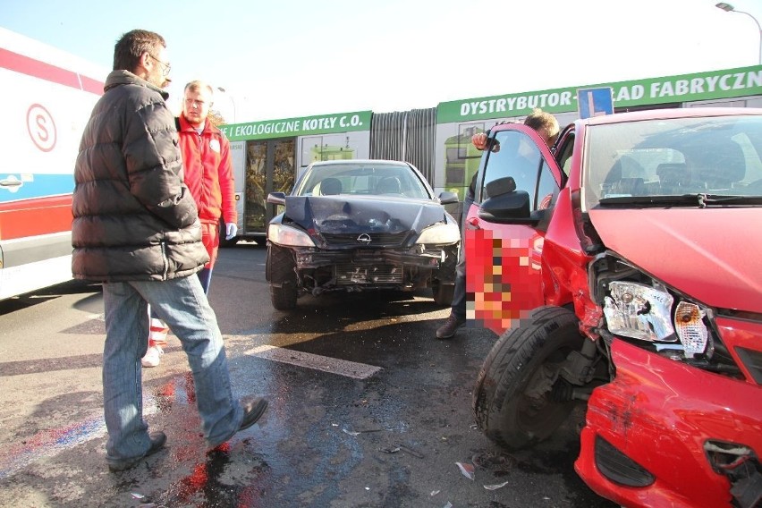 Wypadek na autem nauki jazdy w Kielcach 