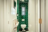 Zielona łazienka - taki jest teraz modny trend w aranżacji łazienek na rok 2022. Zobacz, jak urządzić łazienkę w zieleni [zdjęcia]