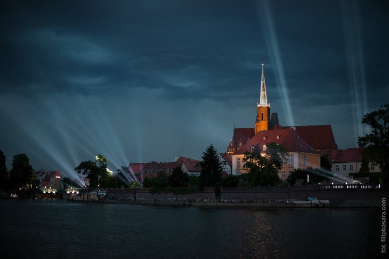 Flow, czyli o historii Wrocławia nad Odrą 