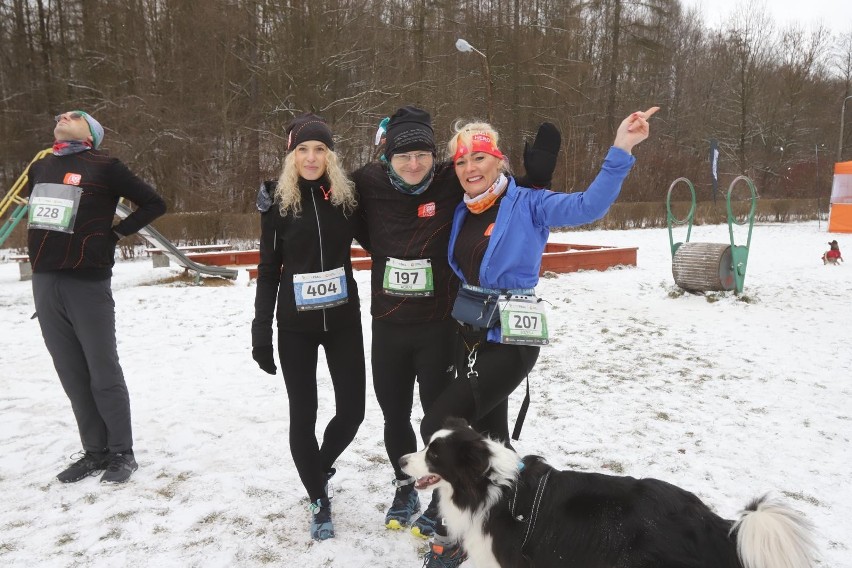 Biegacze w Katowicach nie przestraszyli się zimy i...