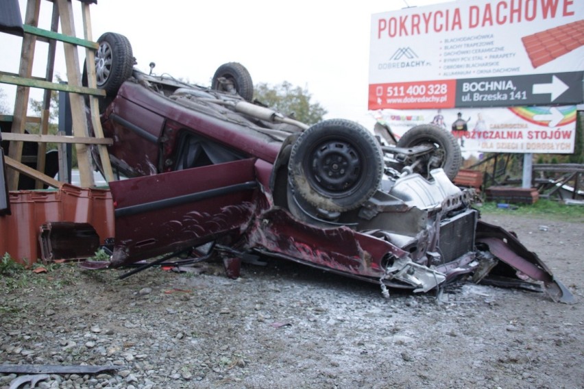 Poważny wypadek w Bochni. Trzy osoby trafiły do szpitala