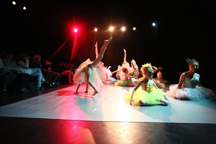 Międzynarodowy Dzień Tańca w SOK-u. Wystąpił Teatr Tańca Enza (wideo, zdjęcia)