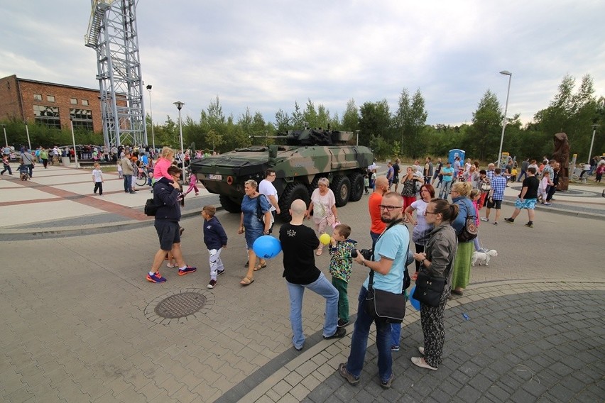 Siemianowice Śląskie:  Zaprezentowano nowe prototypy Rosomaków WIDEO+ZDJĘCIA