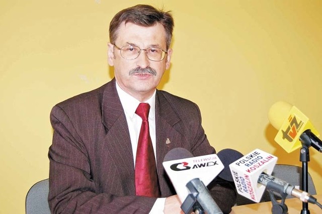 Marian Goliński był przez 15 lat burmistrzem Szczecinka, trzykrotnie wybierano go także do sejmu. Teraz samorządowcy związani z PiS chcą mu nadać odznakę "Zasłużony dla Szczecinka&#8221;. 