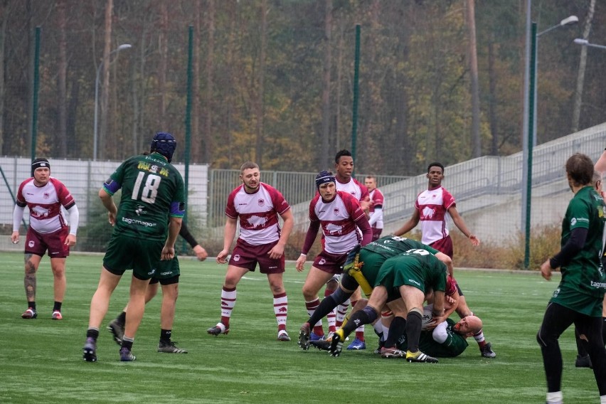 Białostoccy rugbyści (jaśniejsze koszulki) rozbili...