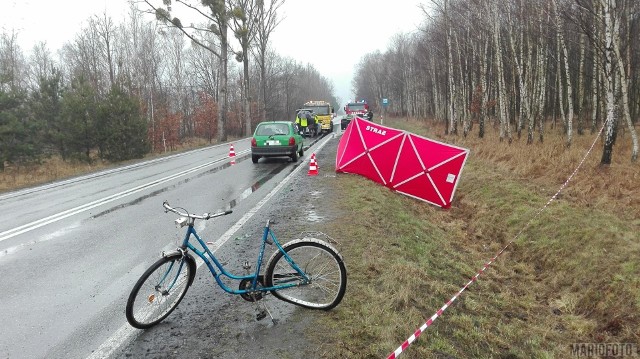 Wypadek w Dalachowie. Zginął rowerzysta.
