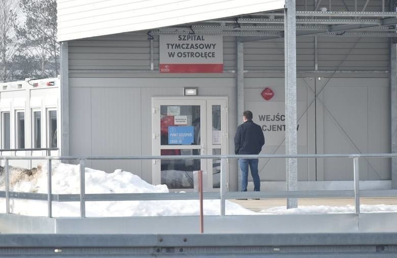 Szpital tymczasowy w Ostrołęce. Uruchomiono kolejny moduł. Szpital ma do dyspozycji 102 łóżka