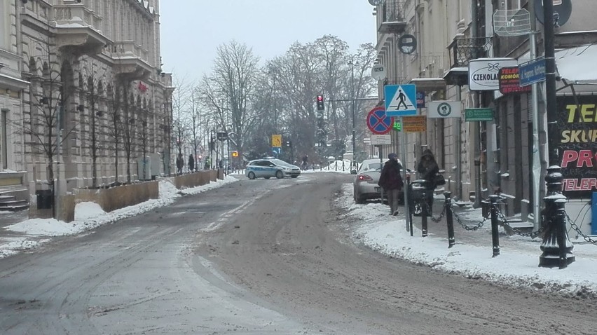 Wypadek na ul. Zesłańców Sybiru. Droga nieprzejezdna