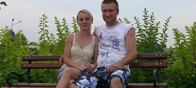 Pan Zbyszek, mąż naszej rozmówczyni, też jest kierowcą. Parą są od 5 lat, przed kilkoma miesiącami wzięli ślub. Jak nie trudno się domyśleć do ślubu para młoda jechała tirem.