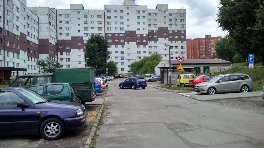 Uwaga! W Sosnowcu przy Goszczyńskiego zakładają blokady na...