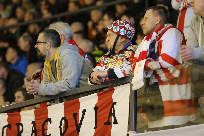 GKS Tychy - Comrach Cracovia zdjęcia kibiców