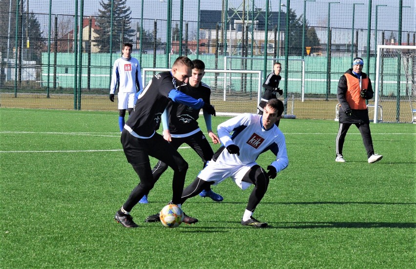 Igloopol Dębica pokonał rezerwy Stali Mielec 5:0 (1:0) w...