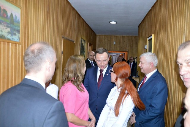 Prezydent odwiedził we wtorek Hajnówkę. Andrzej Duda m.in. złożył wizytę w cerkwi, spotkał się z mieszkańcami i zjadł obiad w miejscowej plebanii. Menu było jednak na bardzo wysokim poziomie.