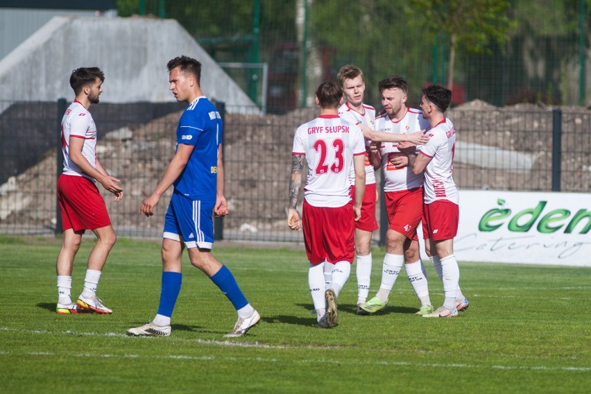 Gryf Słupsk pokonał Grom Nowy Staw. Bramkę na wagę trzech...