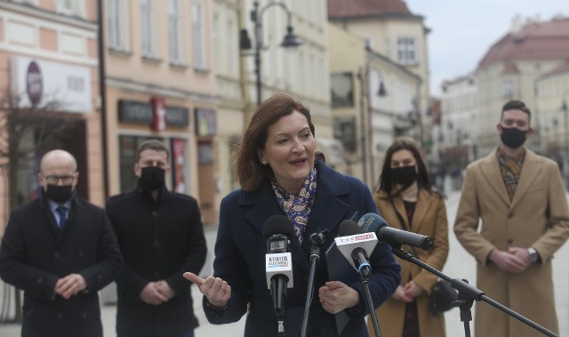 Ewa Leniart kandydat na prezydenta miasta Rzeszów przedstawiła swój sztab wyborczy.