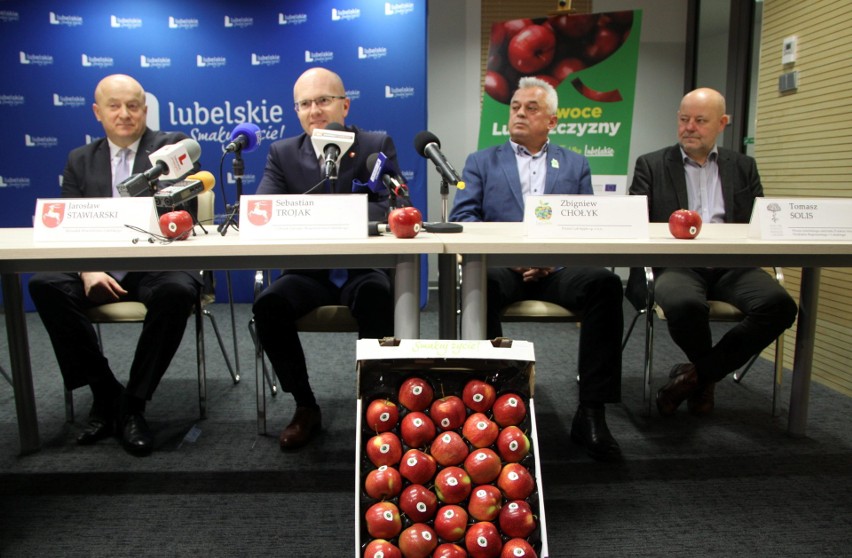 Lubelskie jabłka ruszają w Polskę z promocją w sieciach handlowych Stokrotka i Leclerc (ZDJĘCIA)