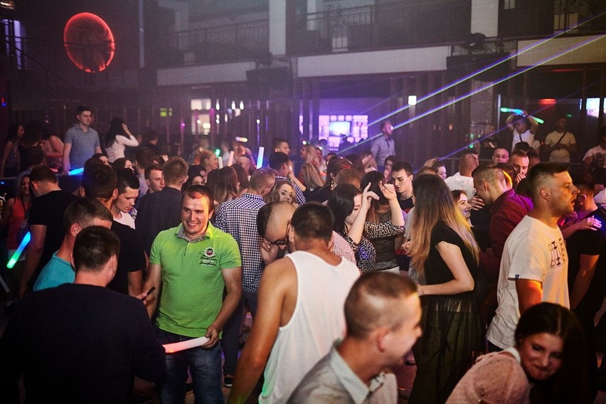 Led Party w clubie Capitol w Sypniewie (zdjęcia)