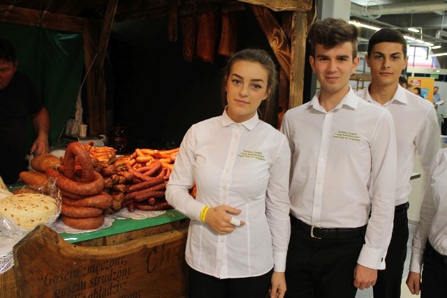 Młodzież z opatowskiej „Górki” uczestniczyła w targach gastronomicznych pod Warszawą.