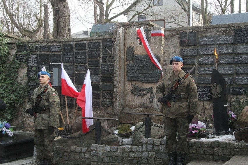 W Kielcach uczczono pamięć Polaków wywiezionych do rosyjskich łagrów (WIDEO, zdjęcia)