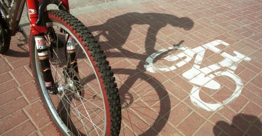 Co do zasady rowerzyści powinni poruszać się po ścieżkach...