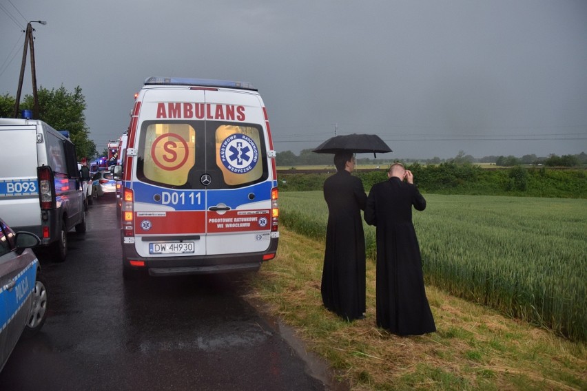 Pięć osób zginęło pod Wrocławiem. Zidentyfikowano wszystkie ofiary