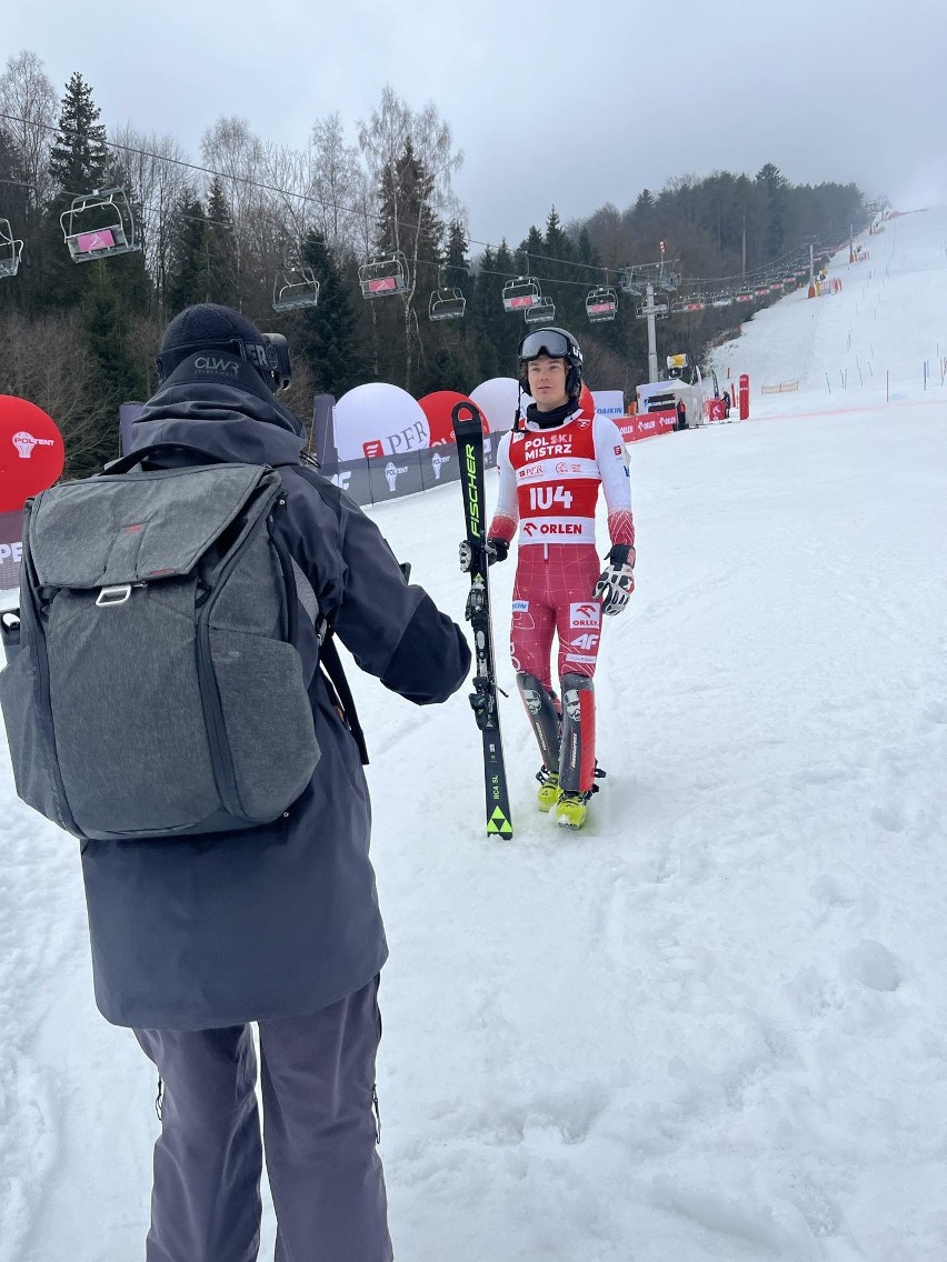 Bartosz Szkoła z Kielc zdobył złoty medal w slalomie na Międzynarodowych Mistrzostwach Polski w narciarstwie alpejskim w Krynicy Zdroju 
