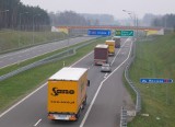 Łódzkie. Duże utrudnienia na węźle Stryków. Chcesz jechać np. na Poznań, wybierz inny wjazd na A2. Remontują autostradę!